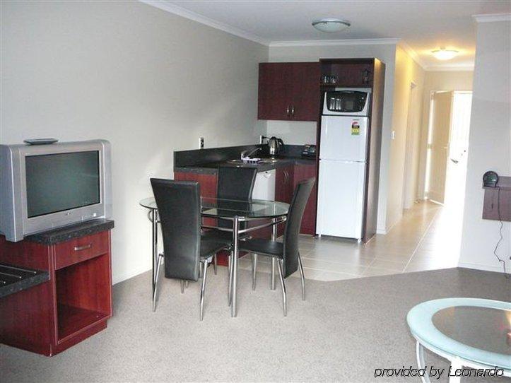 อเวนิว มอเตอร์ ลอดจ์ Motel ทิมารู ห้อง รูปภาพ
