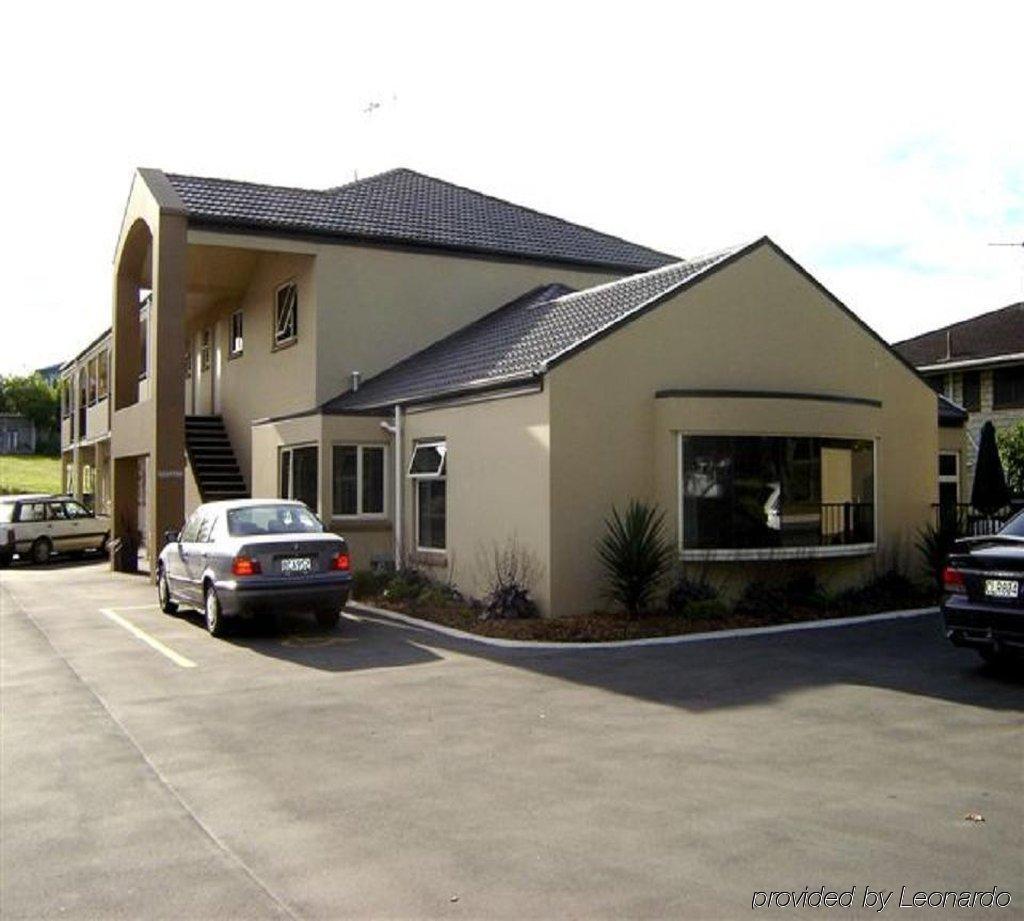 อเวนิว มอเตอร์ ลอดจ์ Motel ทิมารู ภายนอก รูปภาพ