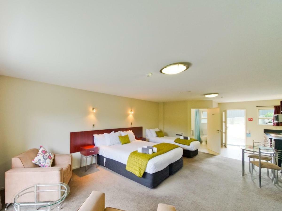 อเวนิว มอเตอร์ ลอดจ์ Motel ทิมารู ภายนอก รูปภาพ